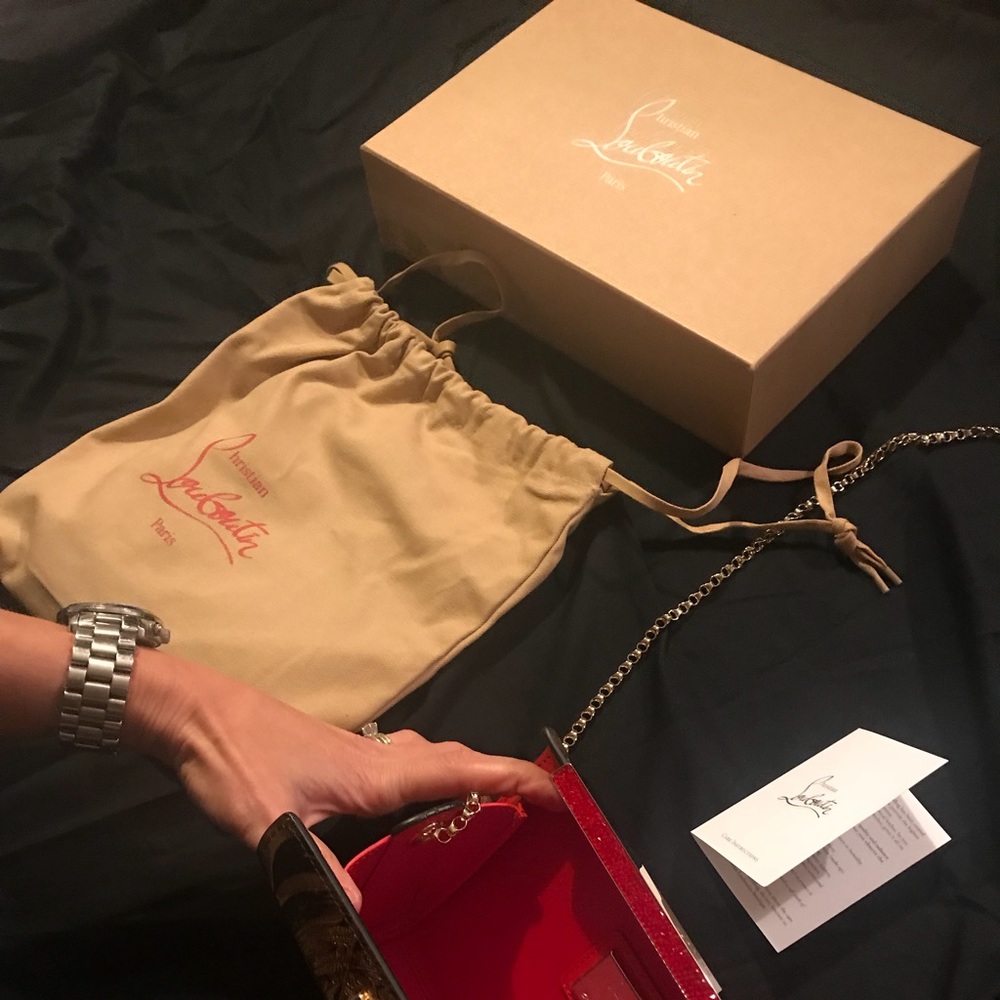 From my ex “I’m sorry” gift So I’m selling! - Picture 5 of 6